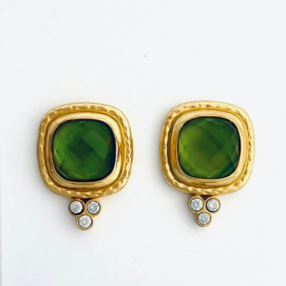 JULIE VOS® Tudor Stud Earrings Color Iridescent Jade Green